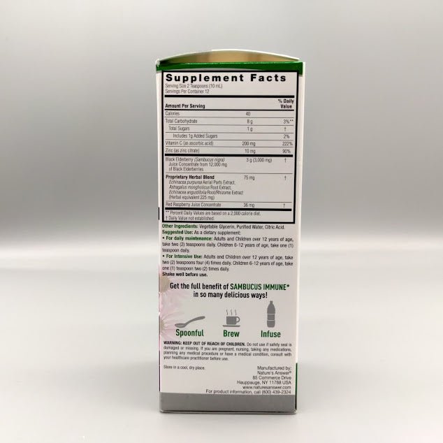 Sambucus Immune - Black Elderberry Extract - 12000 mg - 4oz de Nature's Answer — etiqueta con los ingredientes (foto de archivo)