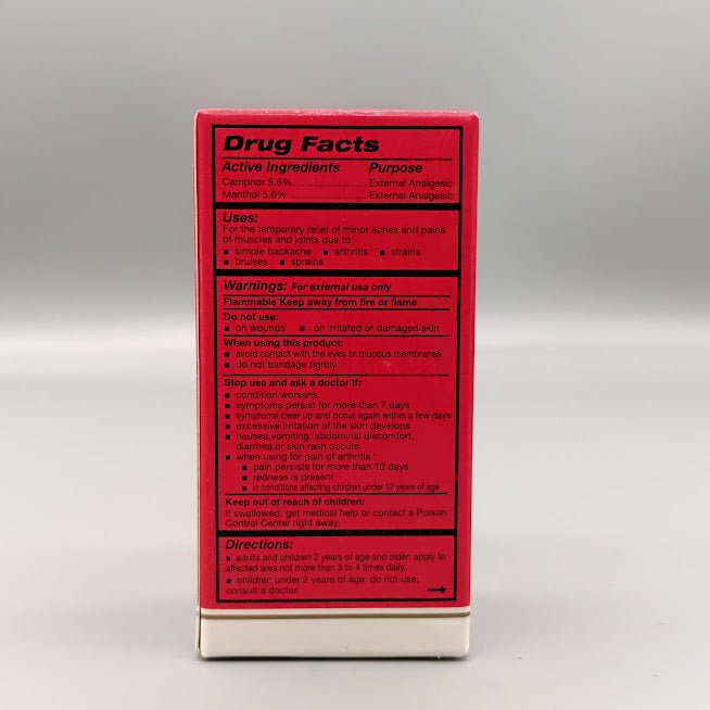 Zheng Gu Shui Topical Pain Relief Herbal Liquid 1 oz de Solstice Medicine Company — etiqueta del producto (foto de archivo)