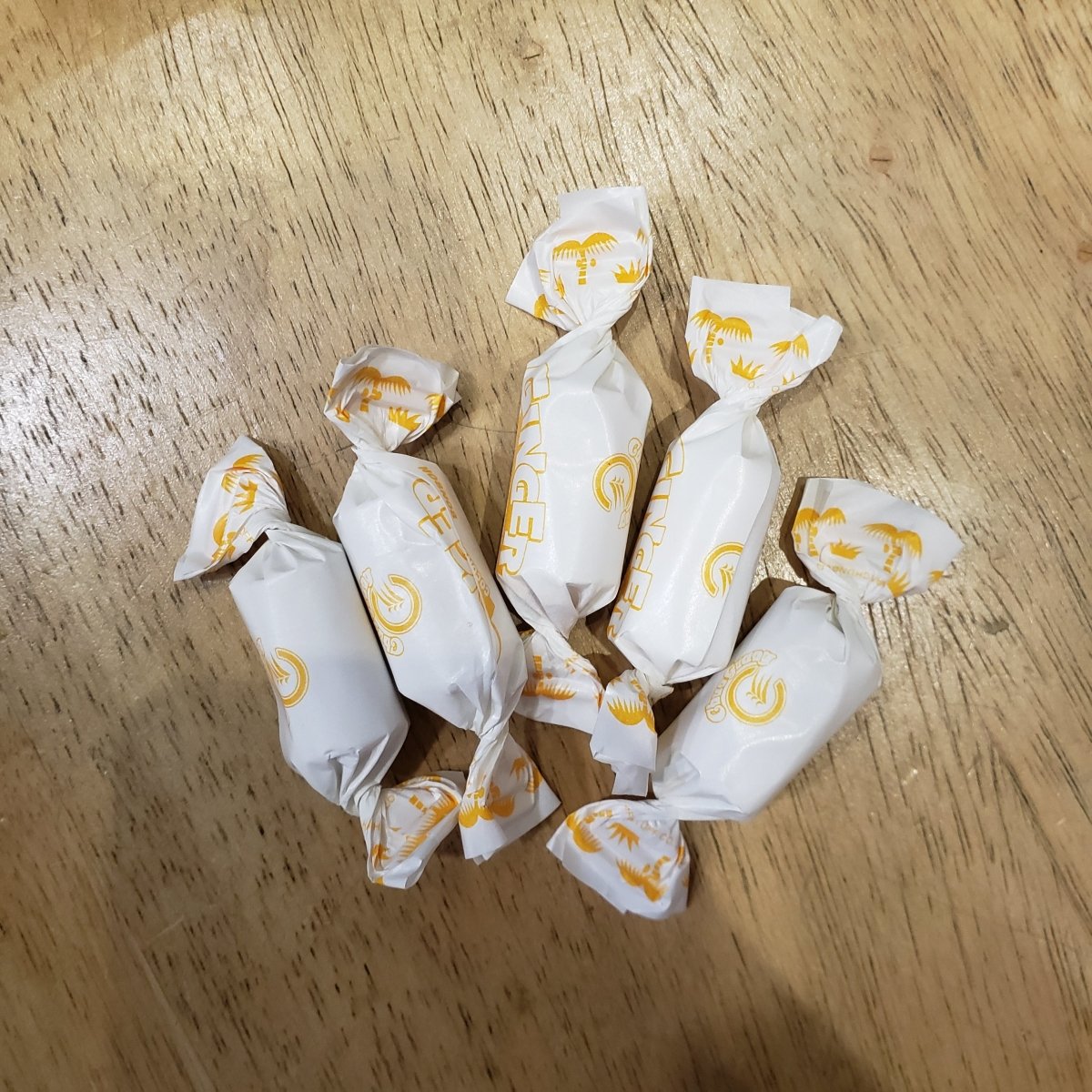 Ginger Coconut Candy (Amarillo) 1 Unidad